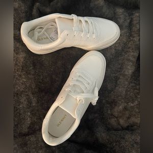 Old Navy Tennis Shoes